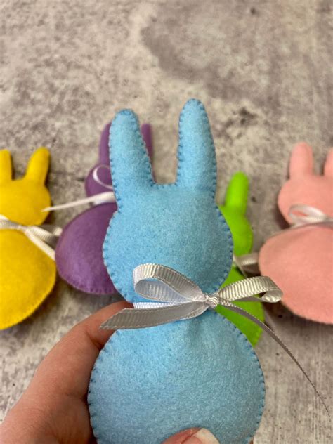 Easy DIY Felt Bunny Sewing Pattern: Free Printable Template ...