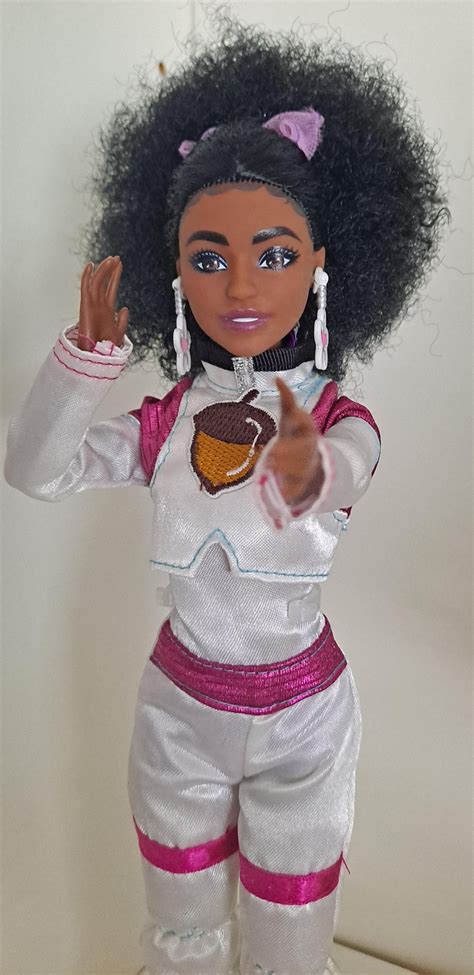 My First Complete OOAK/Restyle Doll Sandy Cheeks 🐿🔬🌺 : r/Dolls
