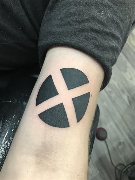 Got my first tattoo today! Thought this sub might enjoy it! : r/xmen