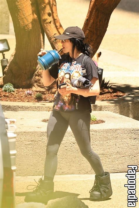 Billie Eilish Nude OnlyFans Leaks - Photo #1271488 - Fapopedia