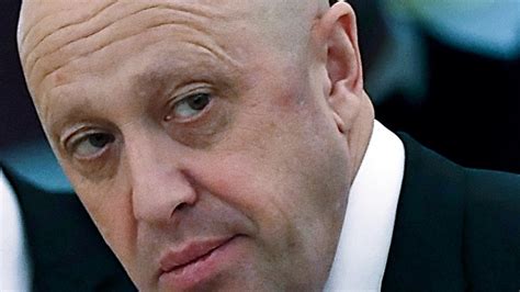 Пригожин подтвердил, что основал "фабрику троллей". Он отрицал это 10 лет