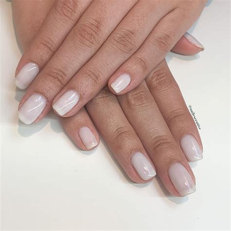 Luxio Coy Gel Nail Polish