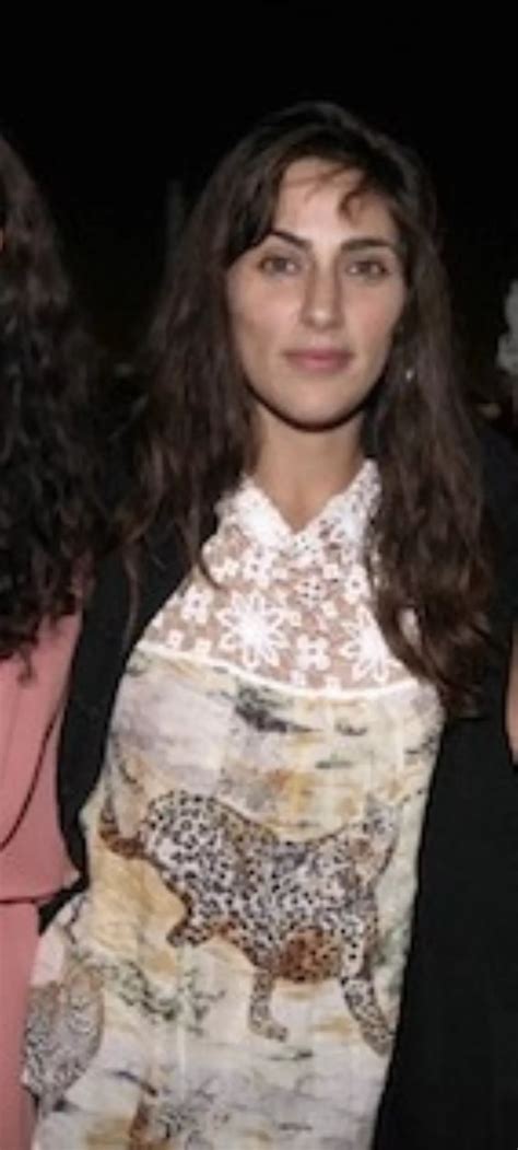 10 Facts About Summer Phoenix | FactSnippet