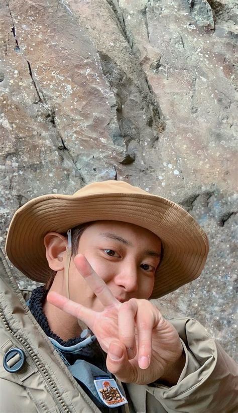 rhaio shereka  twitter chanyeol baekhyun luhan