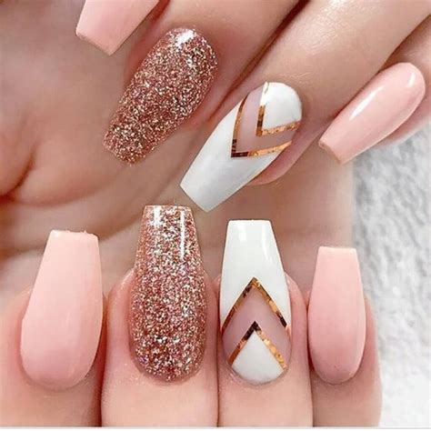 Uñas acrilicas rosa palo con piedras | Uñas Acrilicas