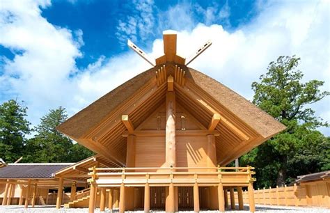 伊势神宫：已重生63次的日本千年神社 - 知乎