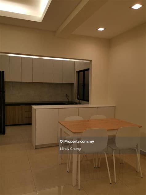 desa villa condominium condominium  bedrooms  rent  taman desa