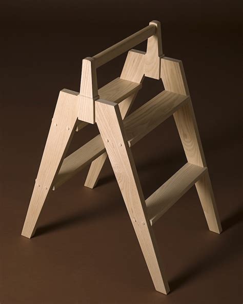 Design Modern Step Stool - Madamee Classy