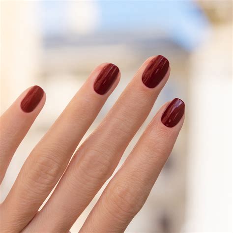 February 2025 Nails: Trends & Color Inspiration