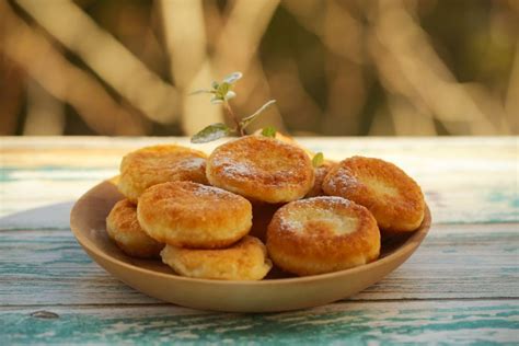 ПП сырники из творога в духовке – простой и вкусный рецепт, как ...