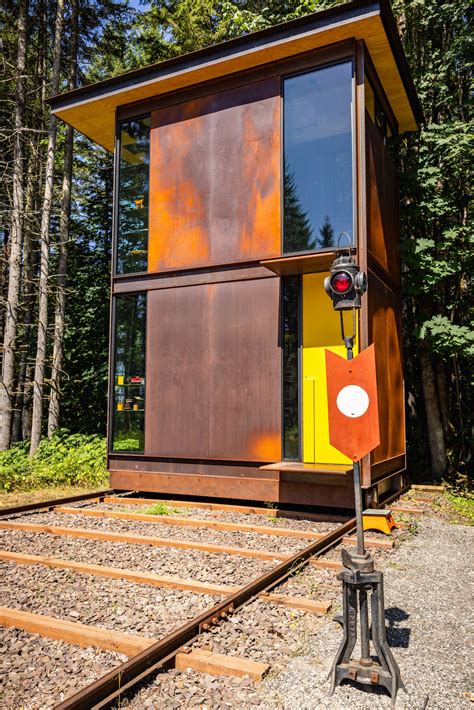 Maxon Train Car - Commercial & Residential Glass Fabrication & Service