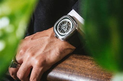 Use The Latest Watch Accessories – Fashion Gent