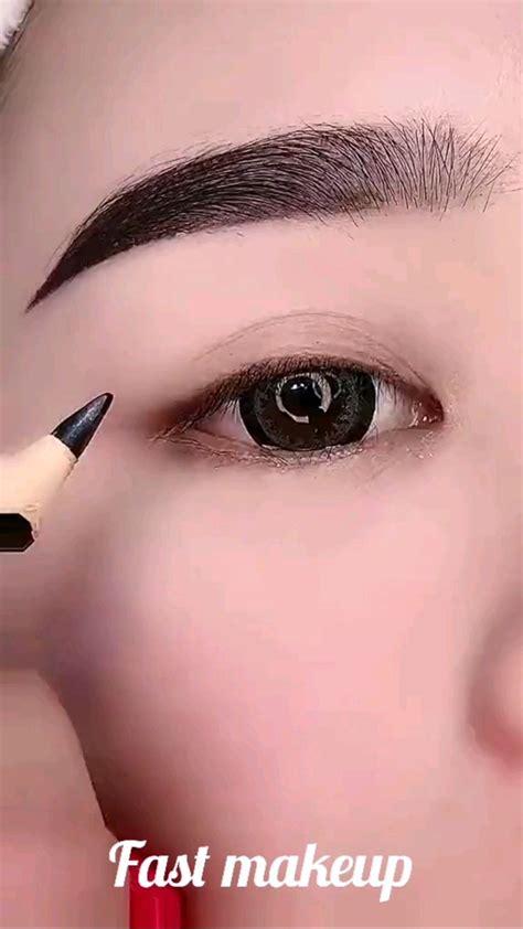 Fast Makeup | Makeup tutorial, Makeup routine, Eye makeup