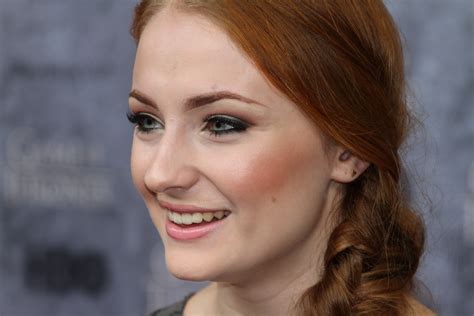 sophie turner actress smiling face sophie turner actress smiling