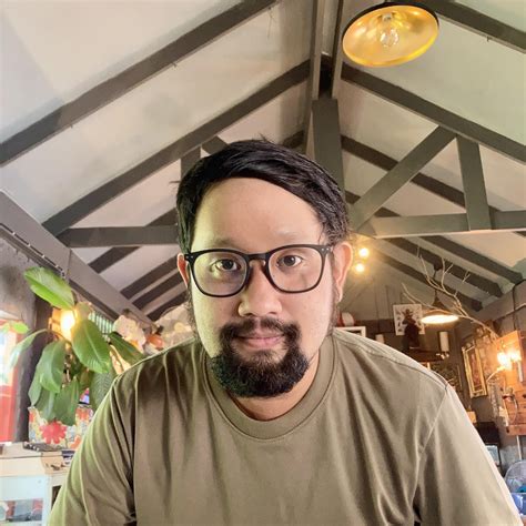 𝕃𝕒𝕕𝕪 𝕤𝕡𝕠𝕣𝕥𝕤. - Gherca Maria-Roberta นักกีฬากระโดดค้ำถ่อ อายุ 22 ปี ทีม