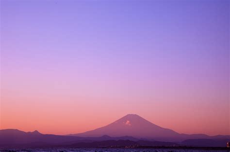 Mt Fuji looks unusual, sparks fears of possible eruption | SoraNews24 ...