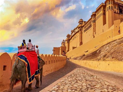 literature     jaipur  attending  jlf