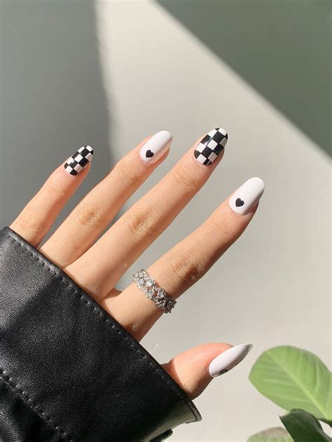 pcs modernist short oval shape nail nails black white checkered plaid