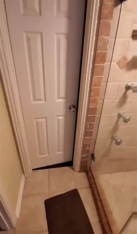 This man created the perfect hidden hideout in his home. : r/GuysBeingDudes