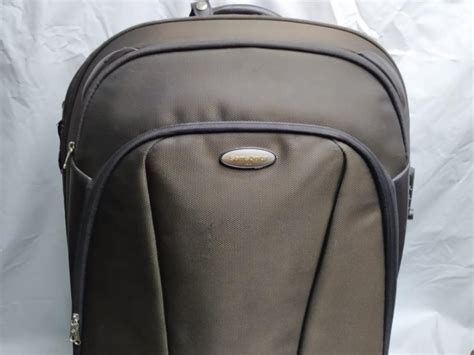 Ремонт чемоданов Самсонайт (Samsonite) в Москве