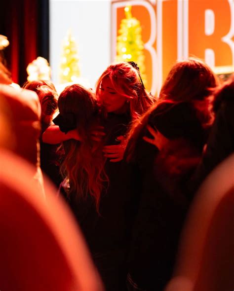 Arielle Reitsma | Springfield, Missouri - last tour night of the year 🙏