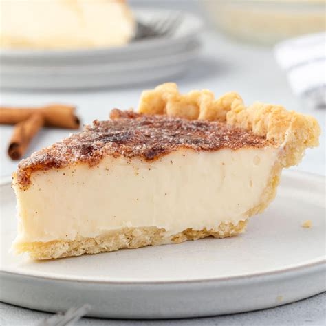 Layered No-Bake Peaches and Cream Pie