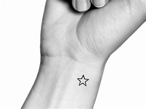 Girl Star Hip Tattoos