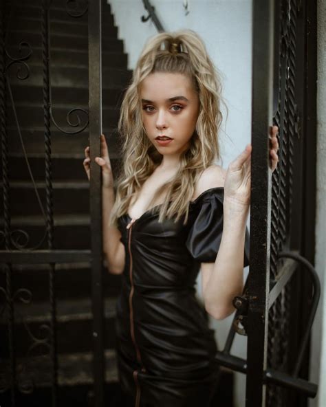 Jenna Davis 11/24/2020 • CelebMafia