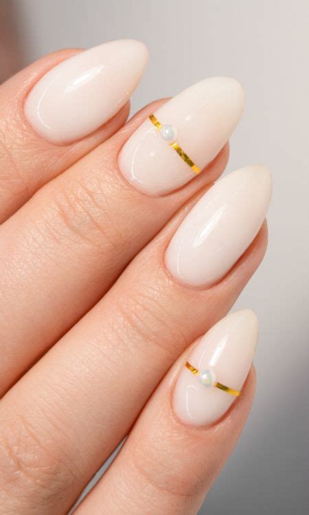 Uñas Sencillas y Elegantes. - El Santuario del Equilibrio