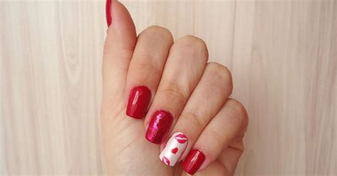 Girly Stuff: Маникюр Свети Валентин