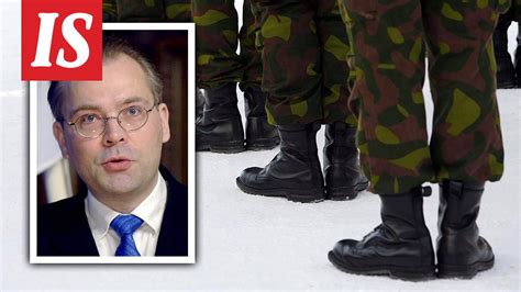 Asiantuntija puolustusselonteosta: Jussi Niinistö on romantikko ...