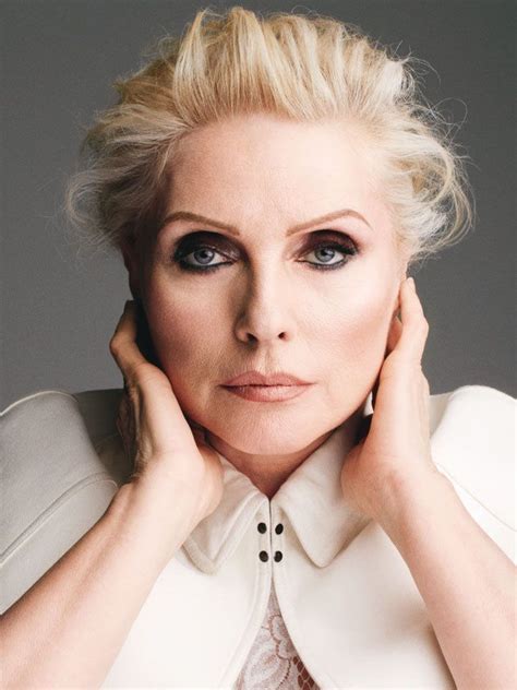 Debbie Harry repasa su vida en excluvisa para Vogue | Vogue España