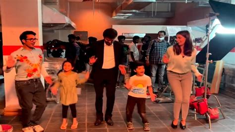 Viral Video : ದಳಪತಿ ವಿಜಯ್‌ಗೆ ʼಬುಟ್ಟಬೊಮ್ಮʼ ಹುಕ್‌ ಸ್ಟೆಪ್‌ ಕಲಿಸಿದ ಪೂಜಾ ...