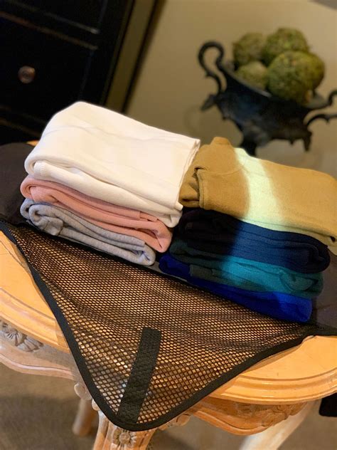 HOW TO PACK YOUR SUITCASE LIKE A PRO | Travel wardrobe, Carry on