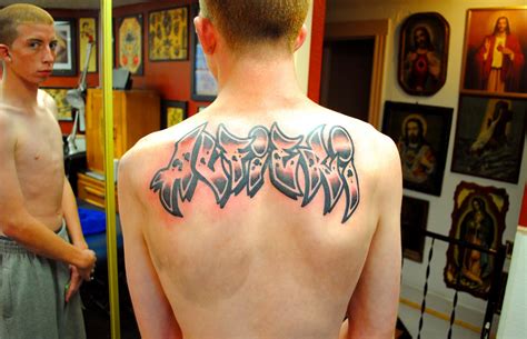 atomik: Graffiti Tattoo...