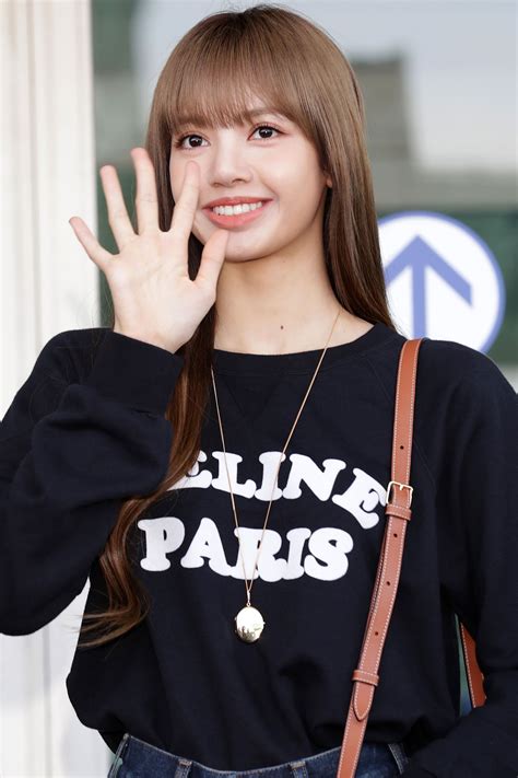 Blackpink's Lisa Shares An Office-Appropriate Outfit That Works