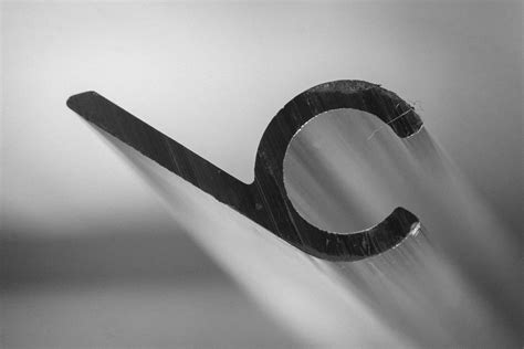 ksztaltownik  metal stop