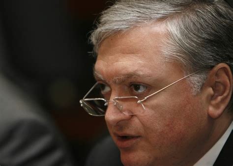 Analysis: Mixed messages from Nalbandian, Davutoglu - Feature Articles ...