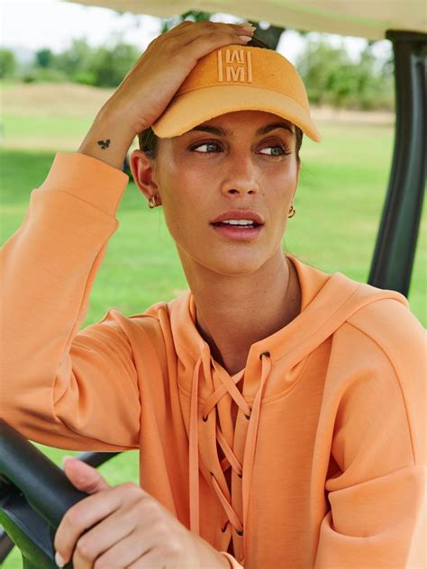 Julia Reznikova on LinkedIn: #fashion