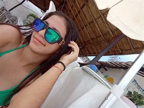 Valeria Betancourt (@valeribetancourt__) • Instagram photos and videos 