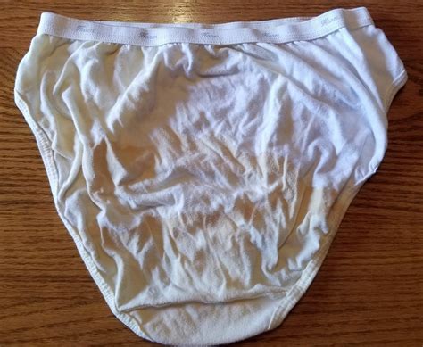Panties wet multiple times (pics) - Omorashi experiences - Omorashi