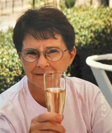 Grand View Funeral Home: Obituaries and Planning Services 1