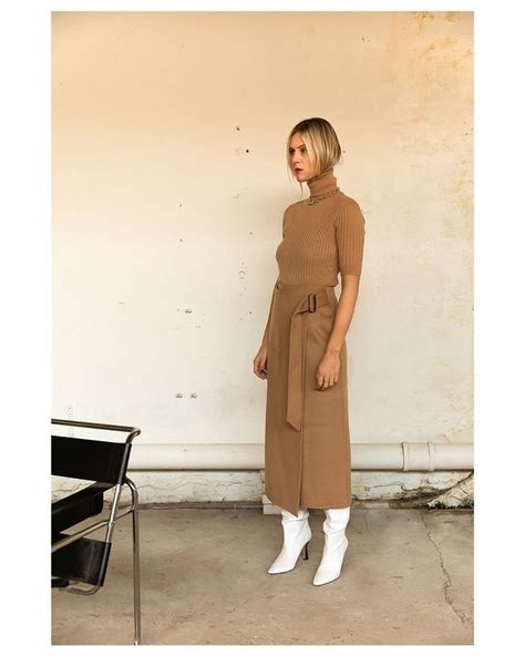Linda Tol on Instagram: “All Beige Love”