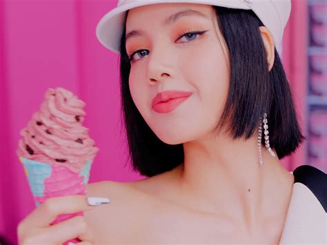 10 самых дорогих украшений Лисы (BLACKPINK) в «Ice Cream» - YesAsia.ru