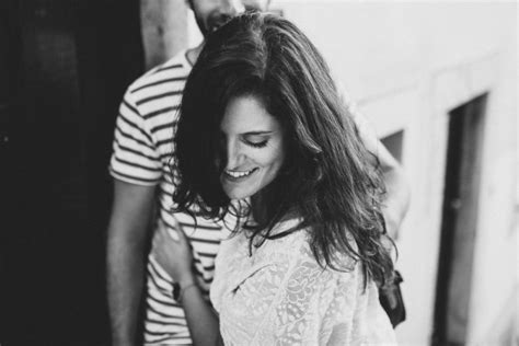 Casual Engagement Inspiration from Lisbon | Junebug Weddings