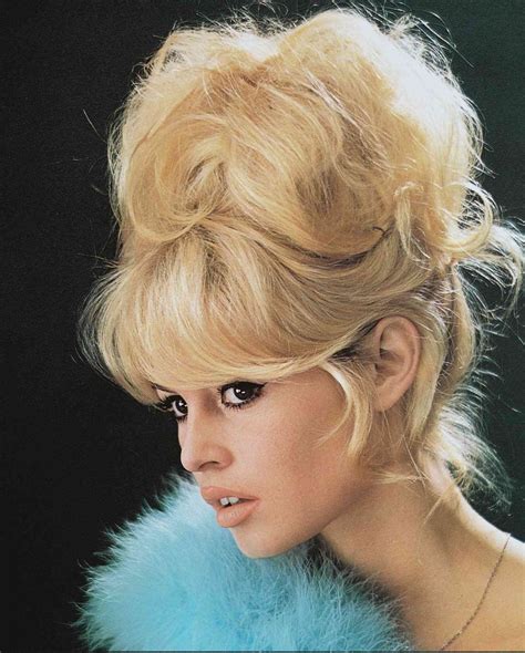 This 1970s womens hairstyles trend was actually a total accident 28