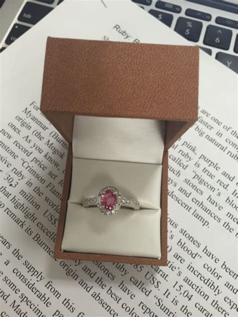 Looking for the Perfect Engagement Ring? - Blog for Gemstone Lovers