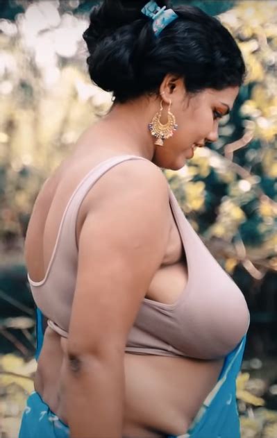 thick aunties ideas  save today curvy woman beautiful curvy