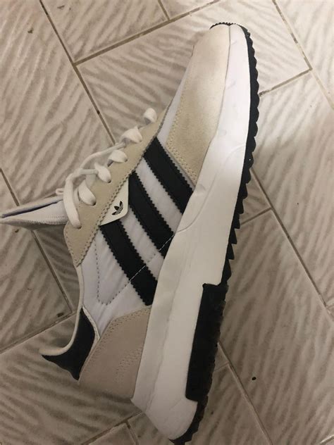 Adidas 3000 TL'lik Ayakkabı Satıyor Ama Hatalı Üründe Değişim Yapmıyor ...