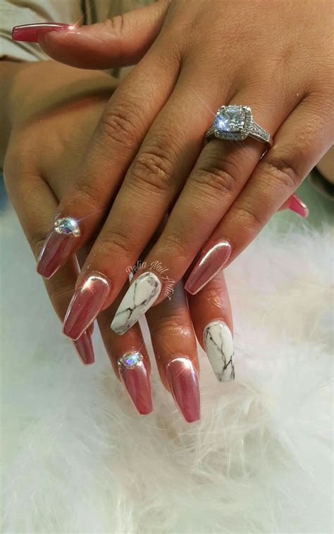 rose gold chrome nails. marble accent nails | Gold chrome nails, Nails ...